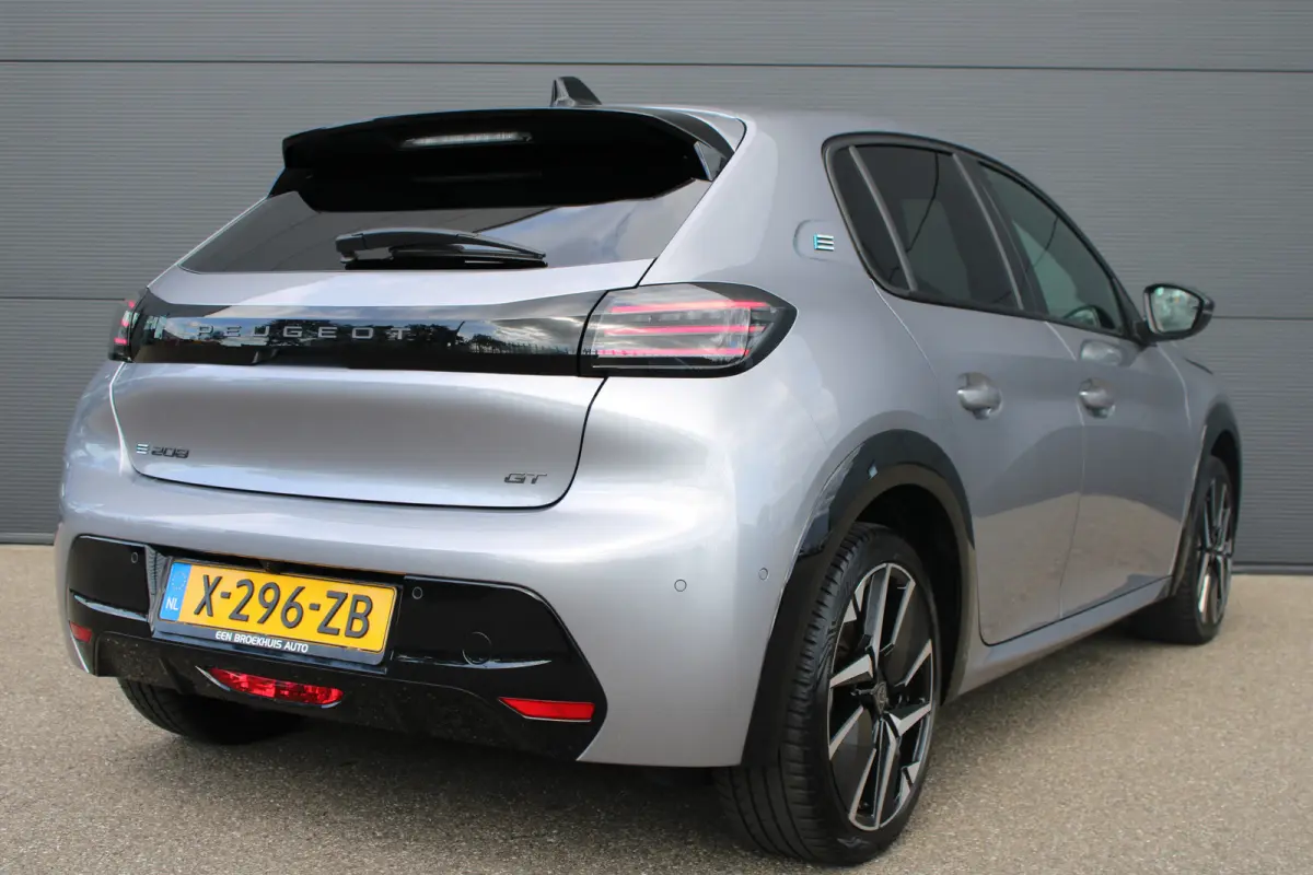 EV GT 51 kWh | Fase 3 laden | SOH 96% | Luxe stoelen | Massage | Stoelverwarming | Navigatie | Camera voor + achter |