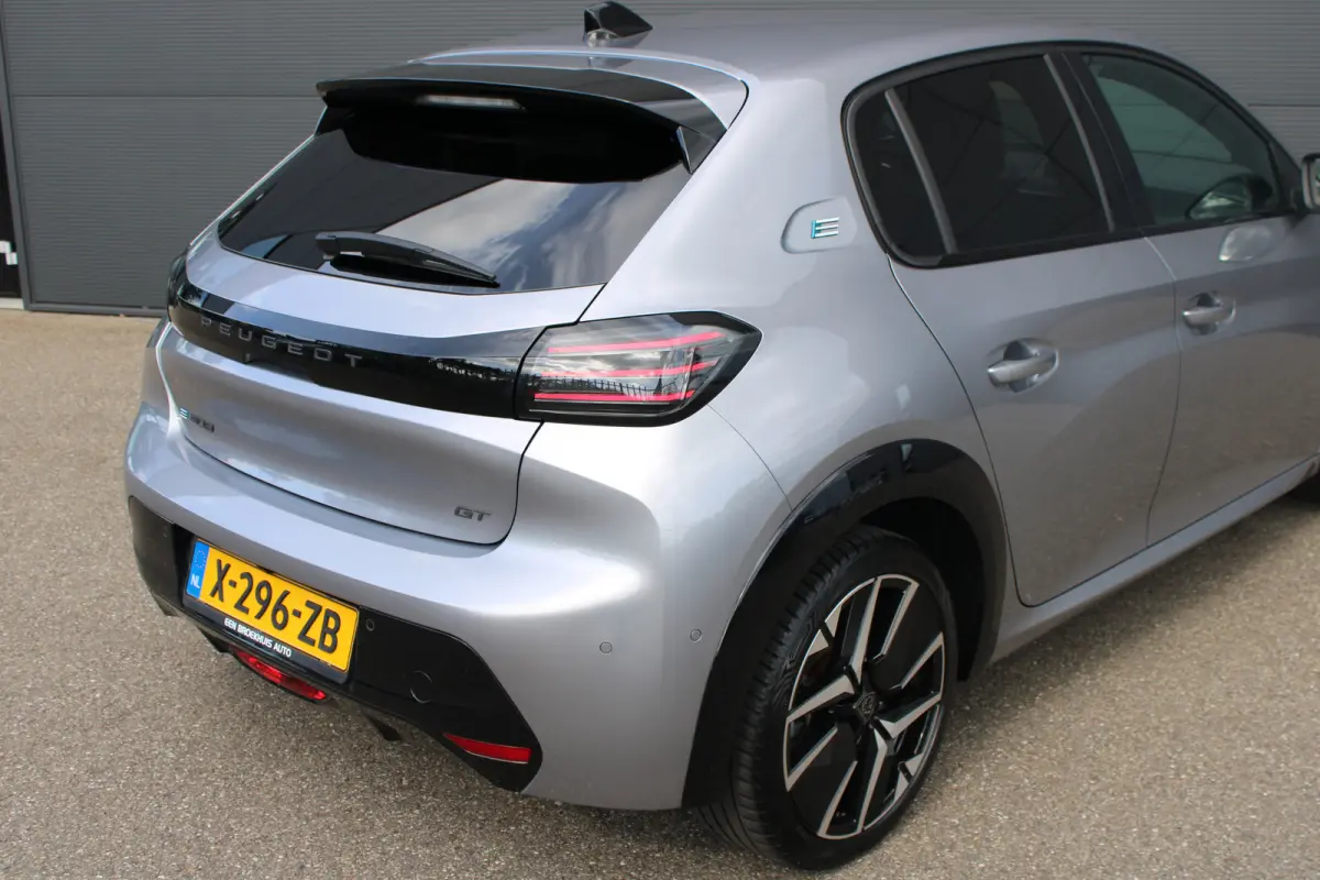 EV GT 51 kWh | Fase 3 laden | SOH 96% | Luxe stoelen | Massage | Stoelverwarming | Navigatie | Camera voor + achter |