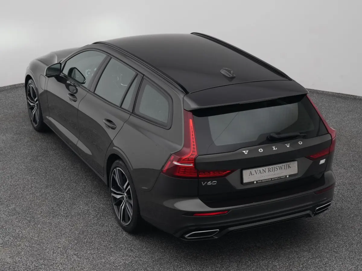 2.0 T6 Recharge AWD R-Design | CAMERA | KEYLESS | STOELVERWARMING
