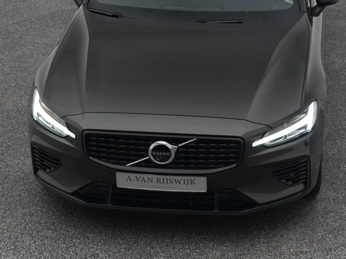2.0 T6 Recharge AWD R-Design | CAMERA | KEYLESS | STOELVERWARMING