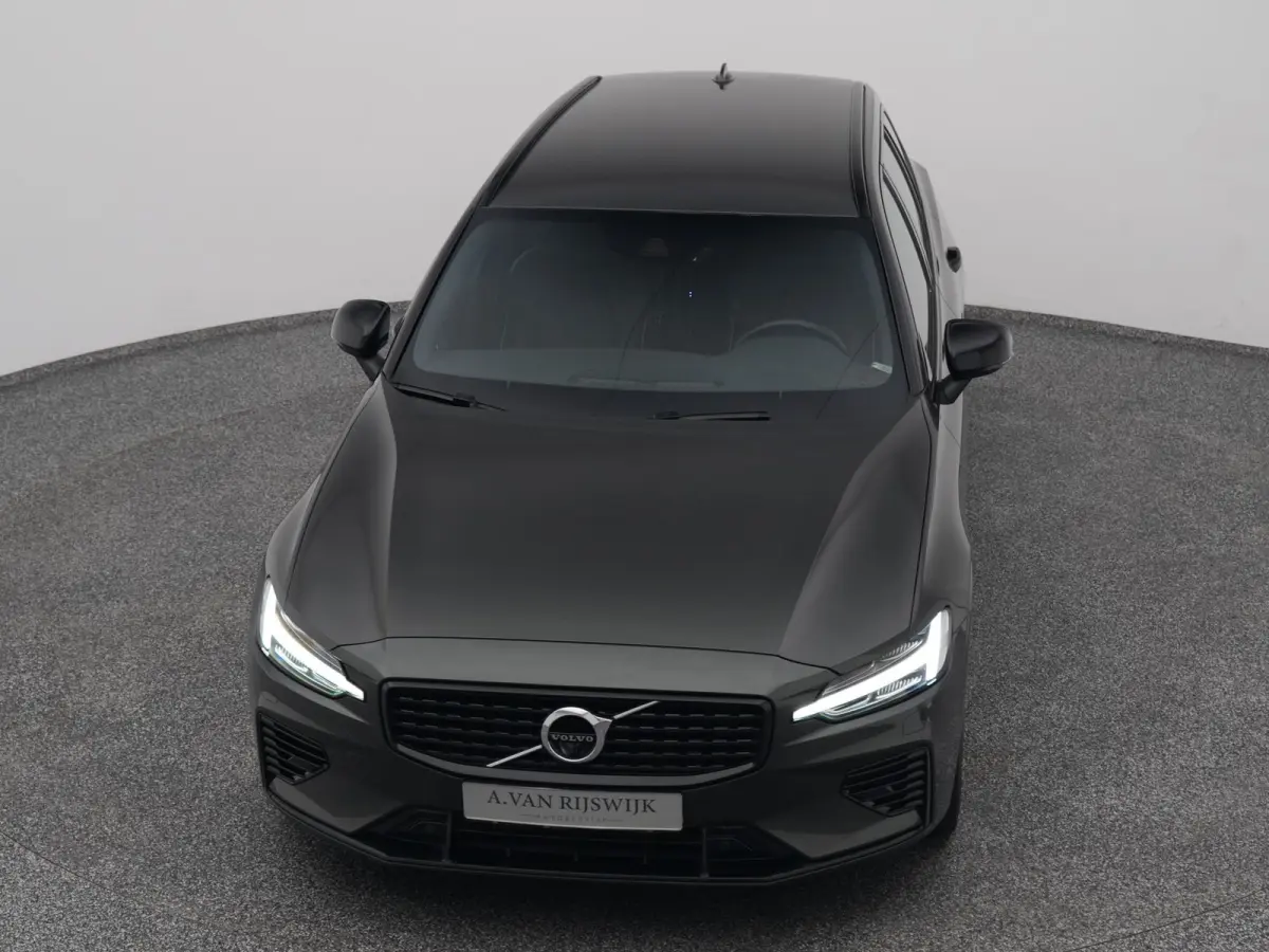2.0 T6 Recharge AWD R-Design | CAMERA | KEYLESS | STOELVERWARMING