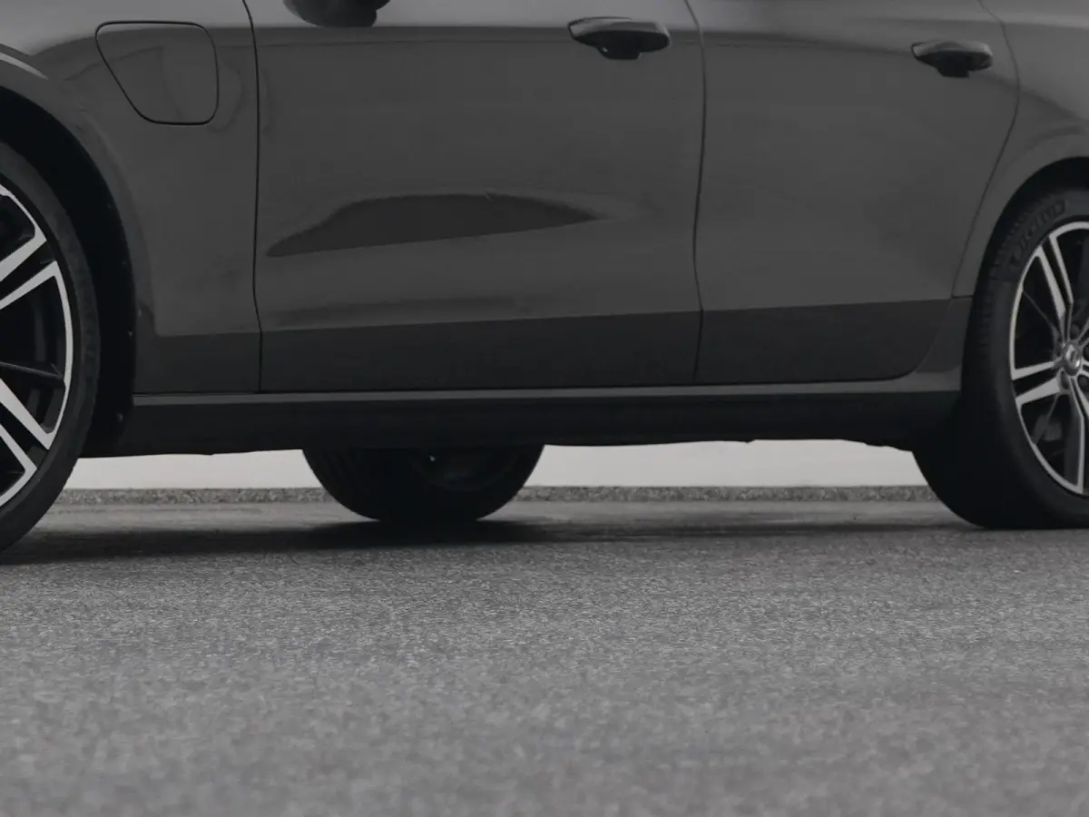 2.0 T6 Recharge AWD R-Design | CAMERA | KEYLESS | STOELVERWARMING