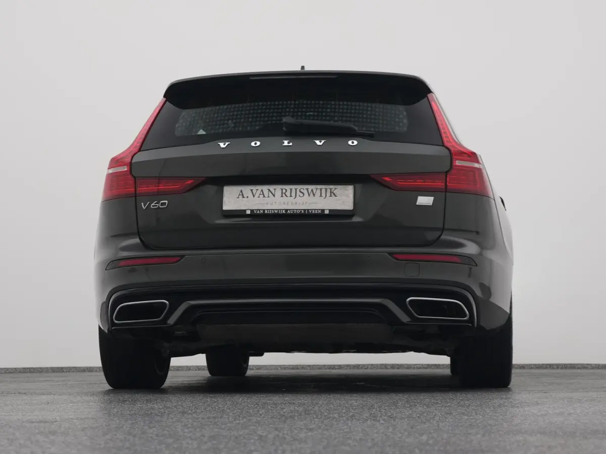 2.0 T6 Recharge AWD R-Design | CAMERA | KEYLESS | STOELVERWARMING
