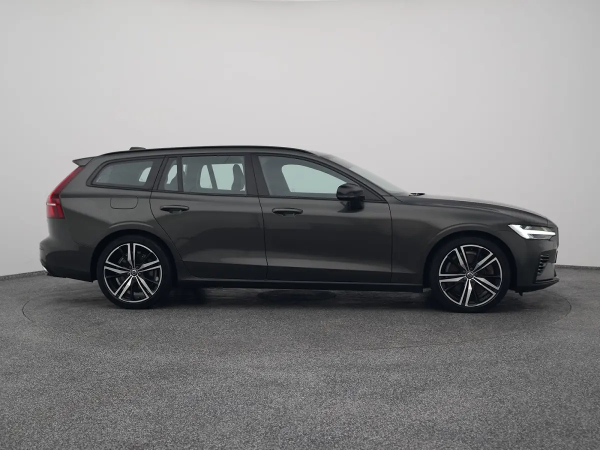 2.0 T6 Recharge AWD R-Design | CAMERA | KEYLESS | STOELVERWARMING