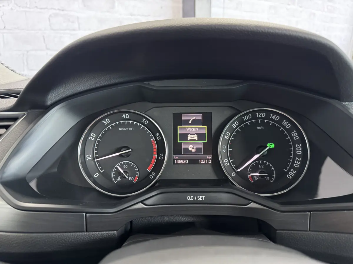 1.4 TSI ACT Sportline Business ACC Keyless CarPlay