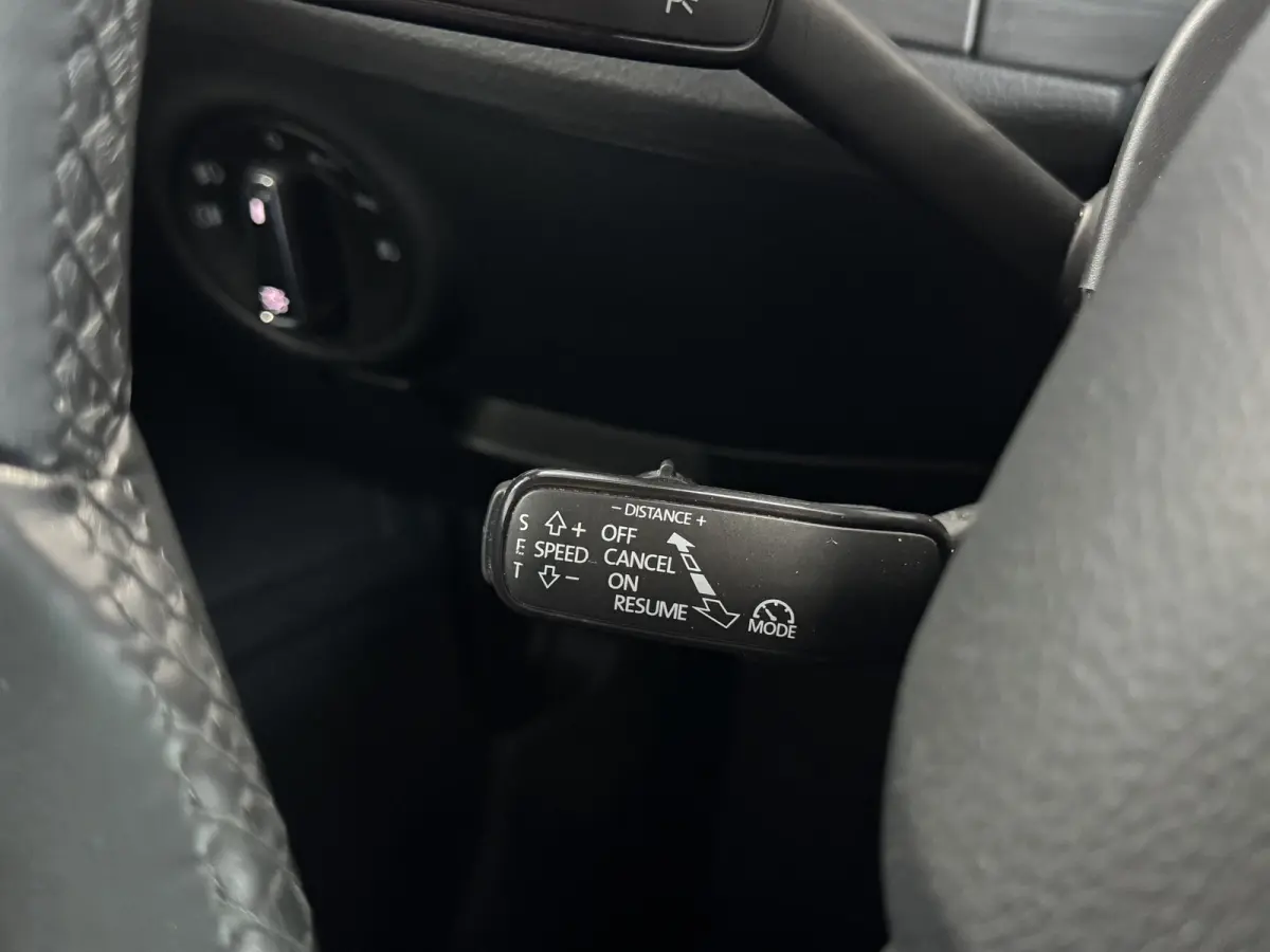 1.4 TSI ACT Sportline Business ACC Keyless CarPlay