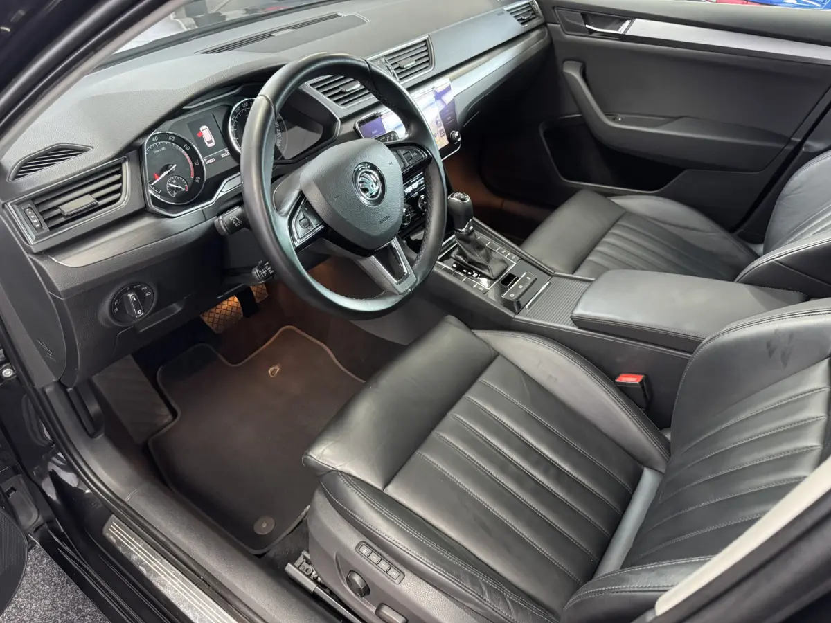 1.4 TSI ACT Sportline Business ACC Keyless CarPlay