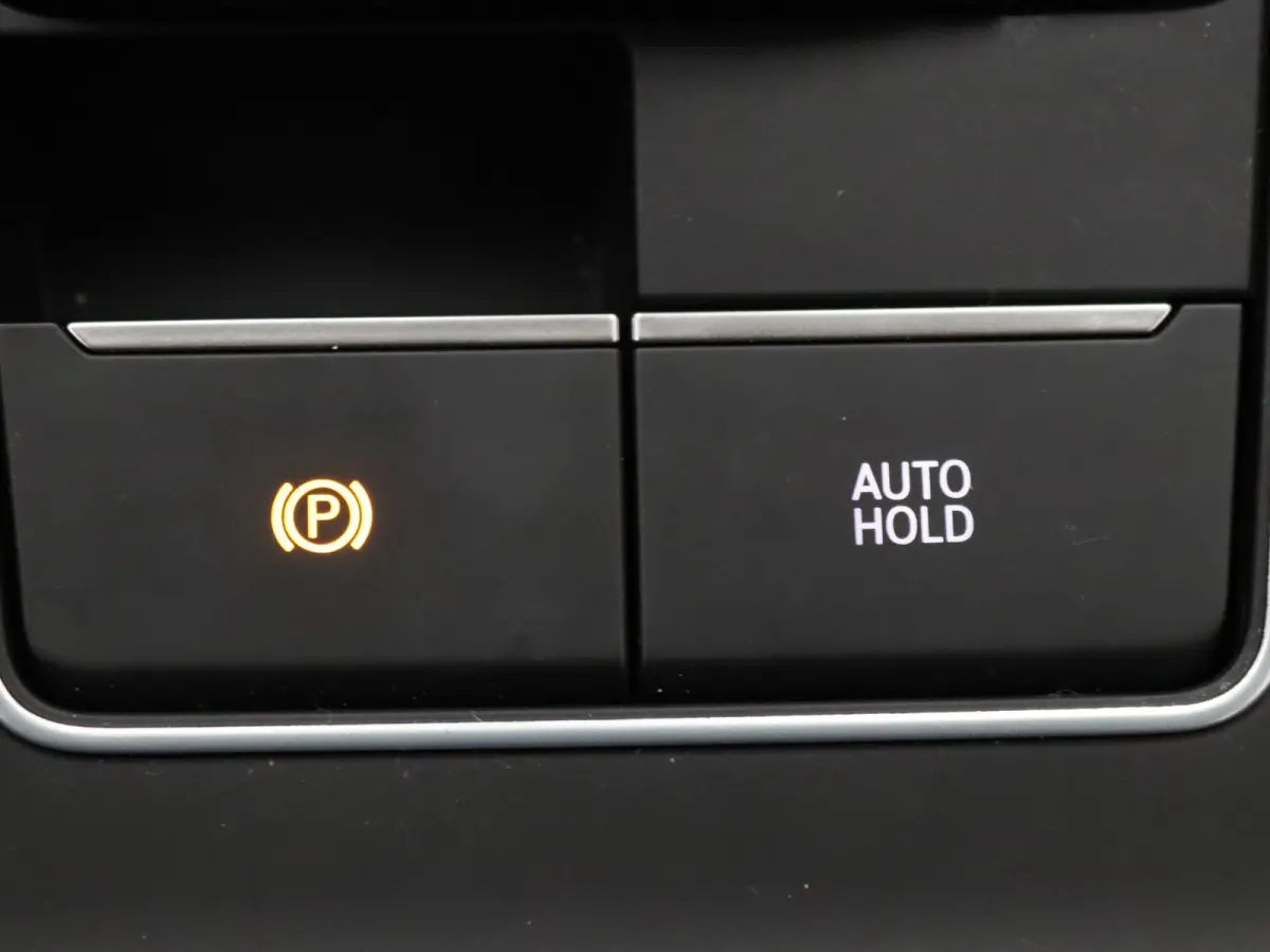 110pk TSI Life Apple Carplay/Android Auto | Climate