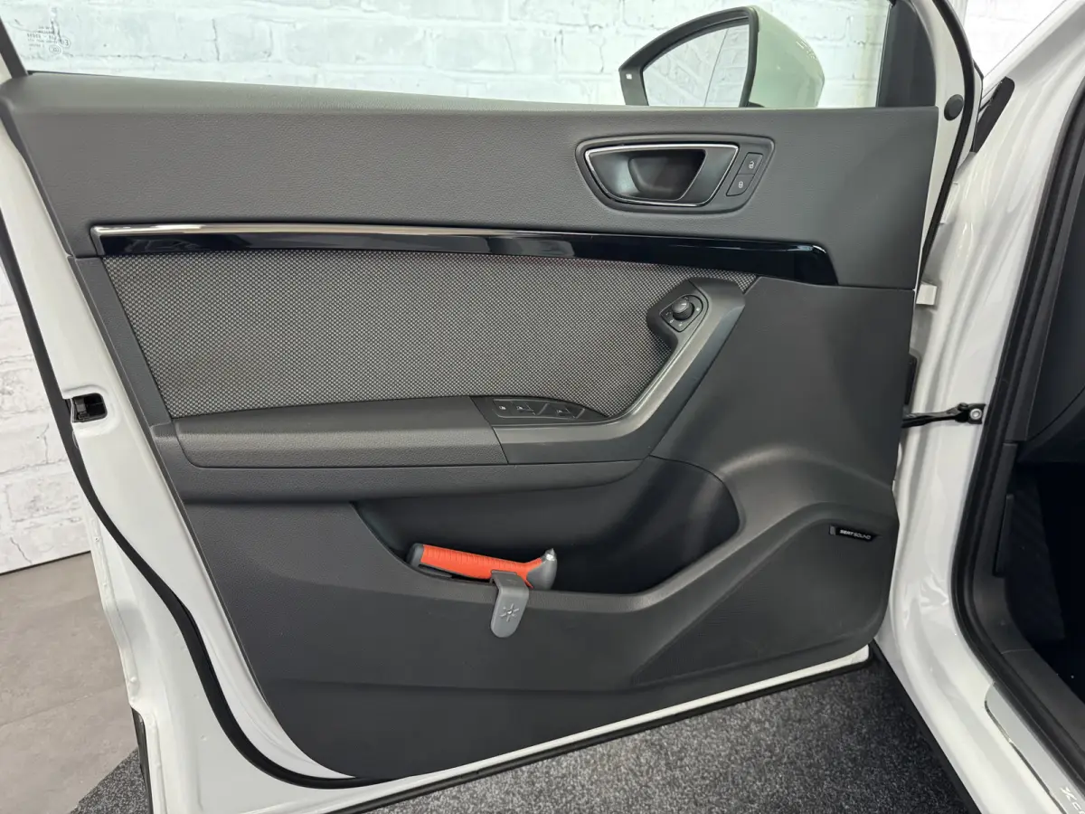 1.5 TSI Xcellence Business Intense Trekhaak CarPlay 360camera