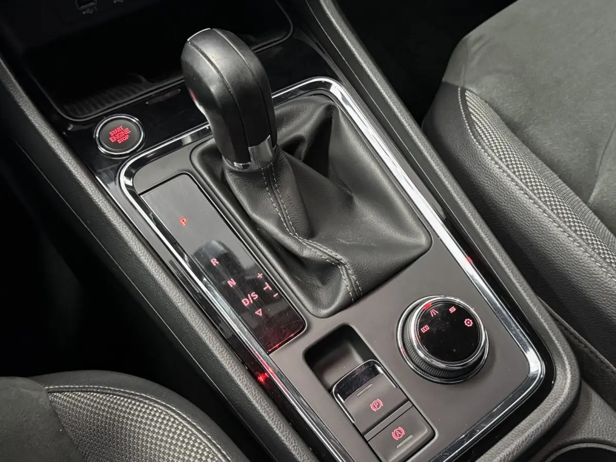 1.5 TSI Xcellence Business Intense Trekhaak CarPlay 360camera