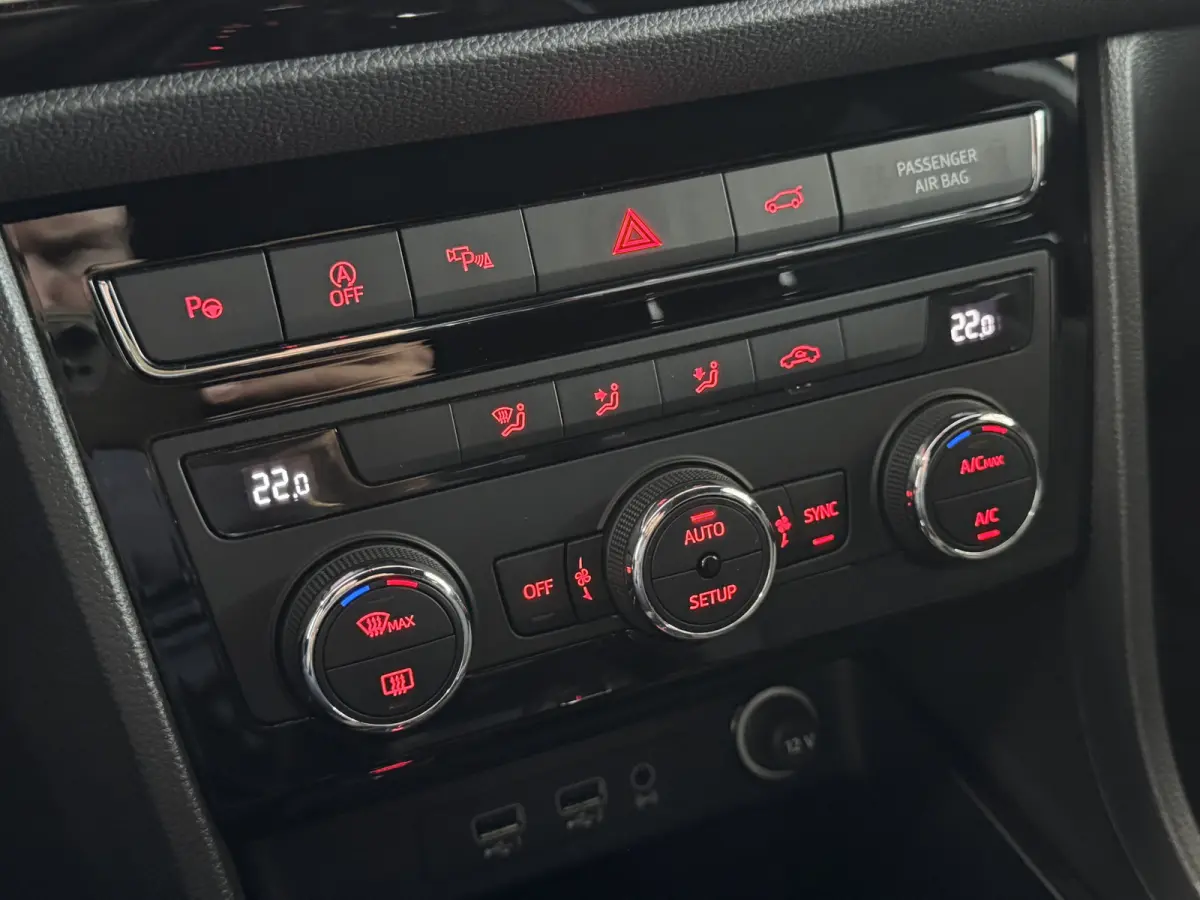 1.5 TSI Xcellence Business Intense Trekhaak CarPlay 360camera
