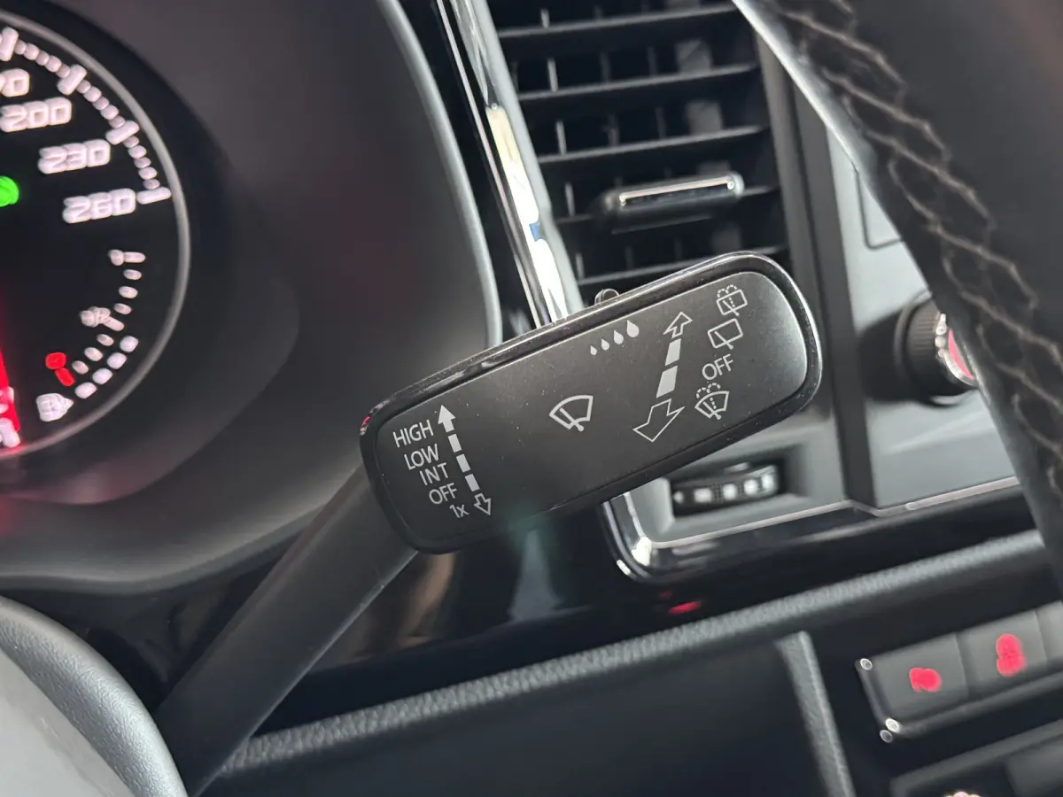 1.5 TSI Xcellence Business Intense Trekhaak CarPlay 360camera