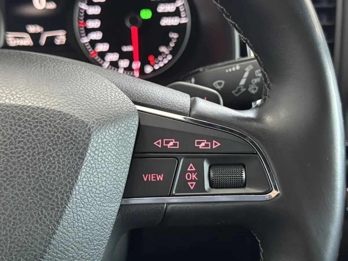 1.5 TSI Xcellence Business Intense Trekhaak CarPlay 360camera