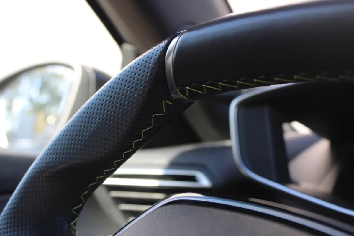 EV GT Pack 50 kWh | Fase 3 laden | SOH 92% | Navigatie | Camera | 18 Inch lichtmetaal | Alcantara | Full LED | 62.000km |