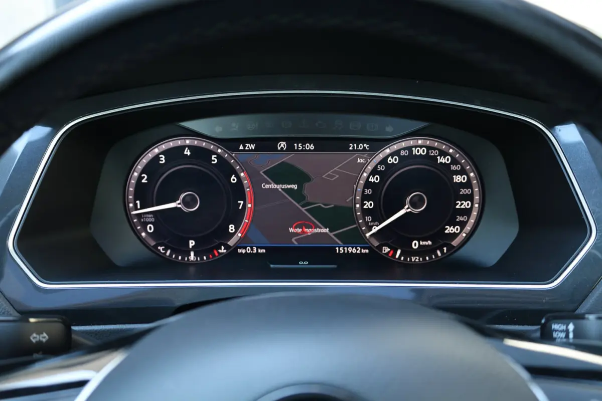 1.4 TSI ACT R-line LED/VIRTUAL/LEER+S.VERWARMING/LMV/CAM/LINE/ACC/ECC/12 MND GARANTIE!