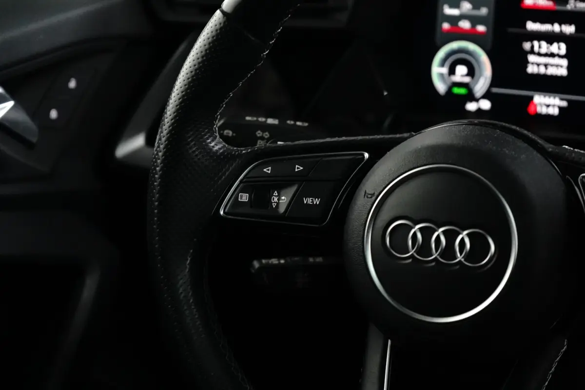 45 TFSI e S edition Competition 245PK | Panorama Dak | Maxton Defuser | Camera achter | Stoelverw. voor