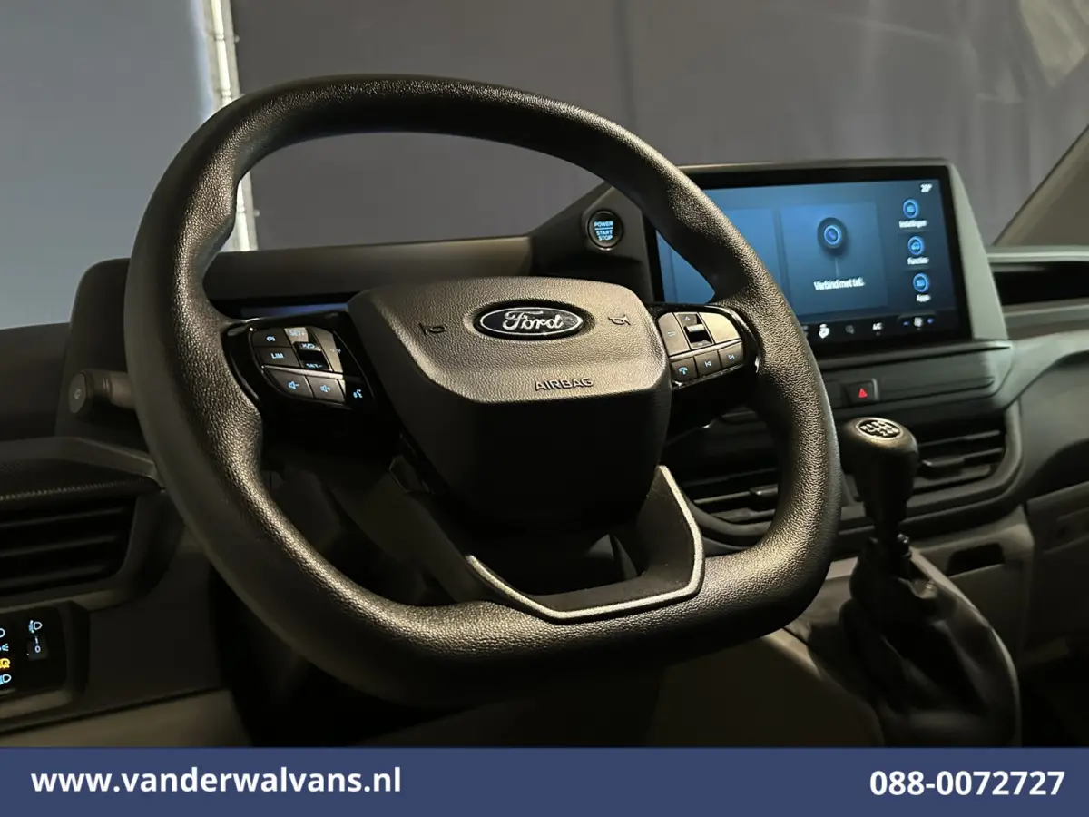 2.0 TDCI 136pk L2H1 Euro6 Airco | Camera | LED | Apple Carplay | Cruisecontrol Android Auto, Verwarmde voorruit, Parkeersensoren, Bijrijdersbank, 2740kg trekvermogen