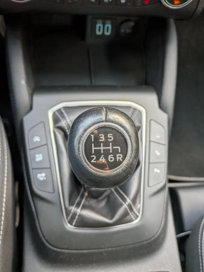 1.0 EcoBoost Hybrid Titanium X Business