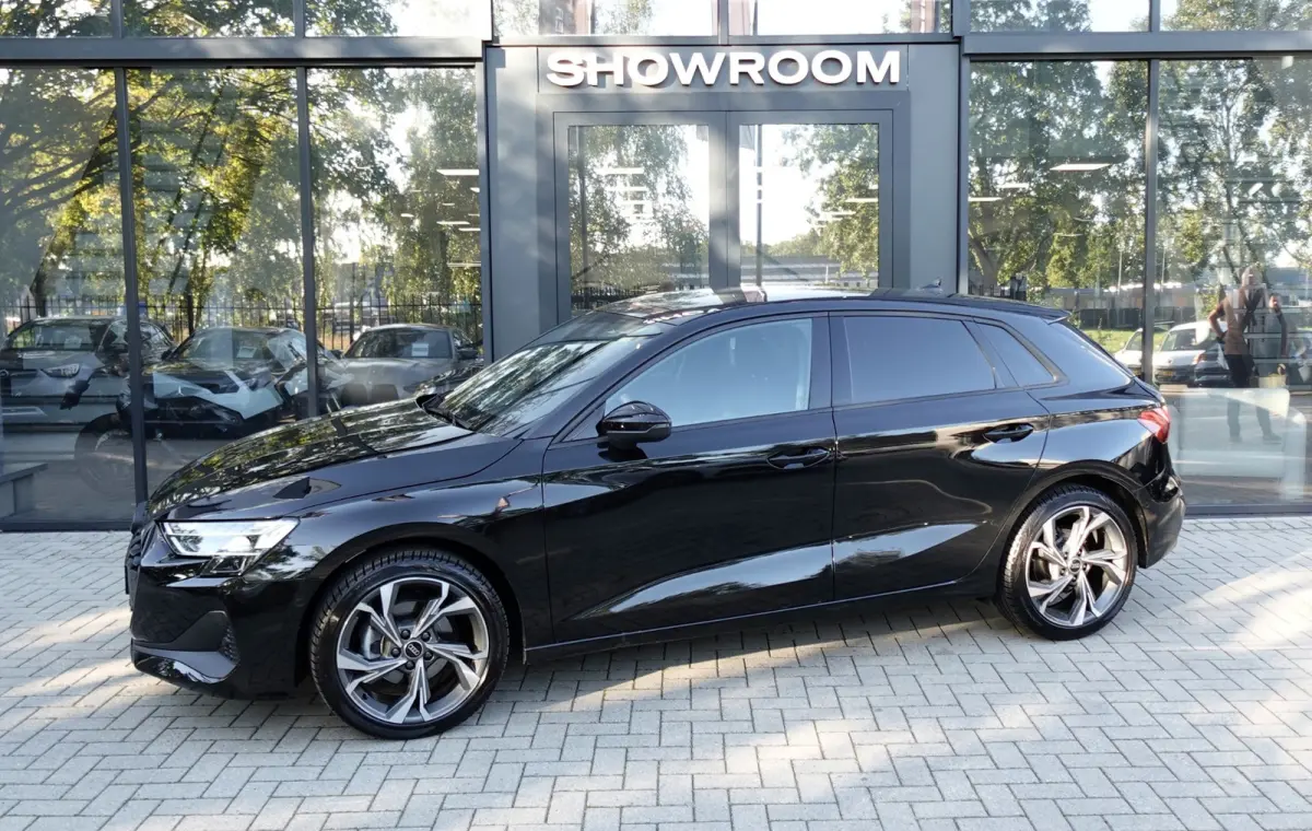 30 TFSI ACC CAM NAV CARPLAY'