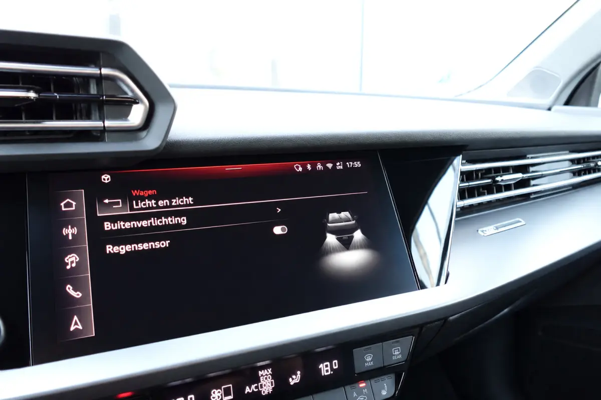 30 TFSI ACC CAM NAV CARPLAY'