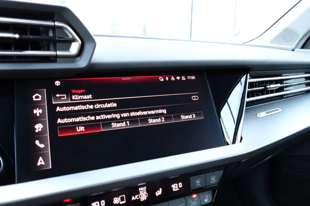 30 TFSI ACC CAM NAV CARPLAY'