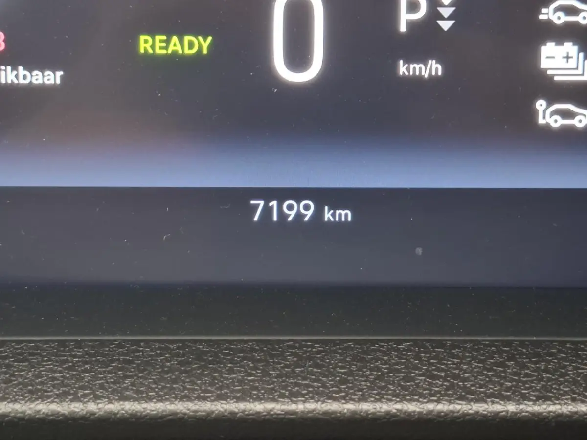 L3 75 kWh | 8 jaar garantie | CAMERA | DRAADLOOS CARPLAY | BETIMMERING | LED | 17" LM VELGEN | COMFORT WAND |