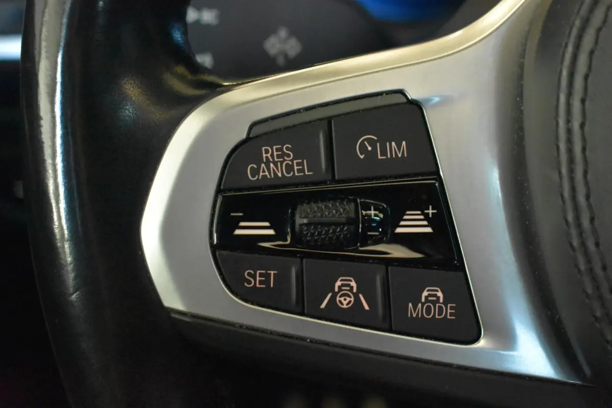 Executive 80 kWh | M Sport | Pano | Leder | 360 Camera |