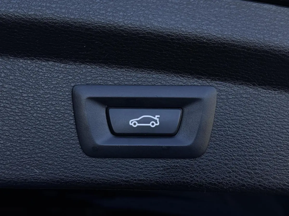 sDrive20i High Executive NL AUTO|PANO|HUD|AUTOMAAT|LED