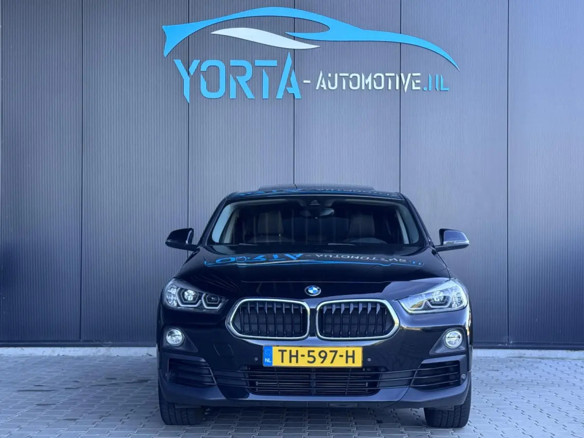 sDrive20i High Executive NL AUTO|PANO|HUD|AUTOMAAT|LED