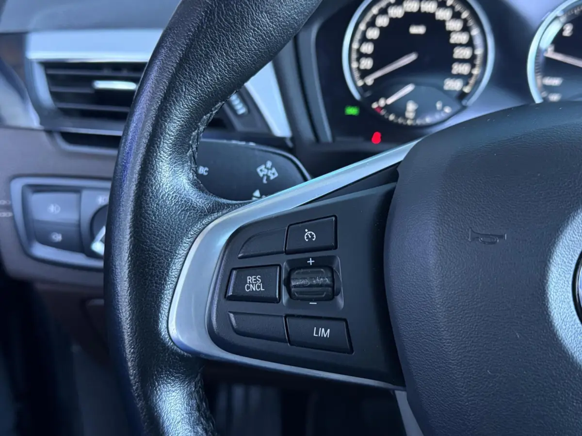 sDrive20i High Executive NL AUTO|PANO|HUD|AUTOMAAT|LED