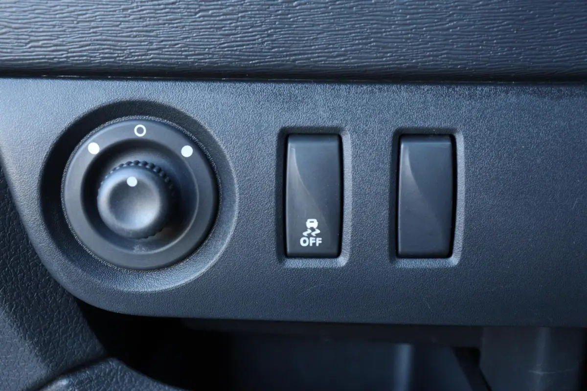 bestel 1.5 dCi l NAVI l IMPERIAAL l AIRCO l TREKHAAK