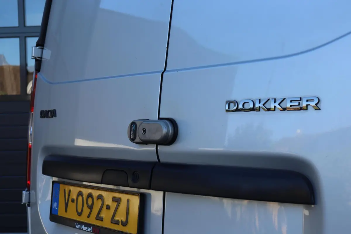 bestel 1.5 dCi l NAVI l IMPERIAAL l AIRCO l TREKHAAK