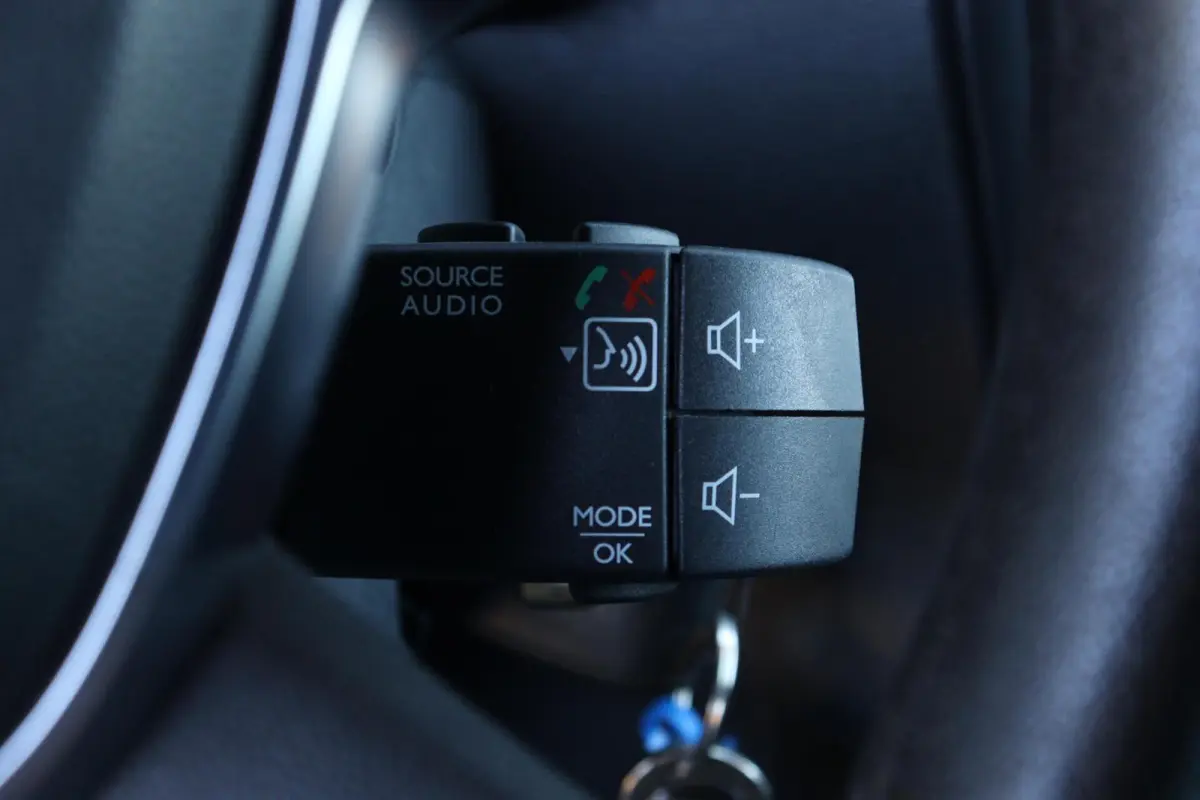 bestel 1.5 dCi l NAVI l IMPERIAAL l AIRCO l TREKHAAK