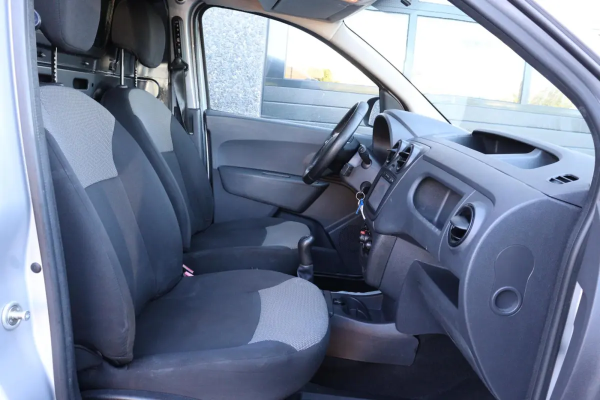 bestel 1.5 dCi l NAVI l IMPERIAAL l AIRCO l TREKHAAK