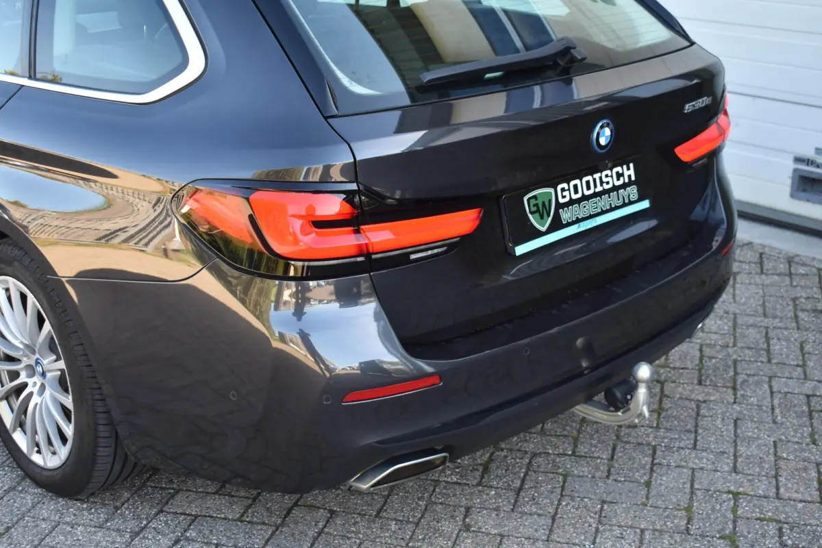 530e Business Edition Plus | Pano | Laser | Leder |
