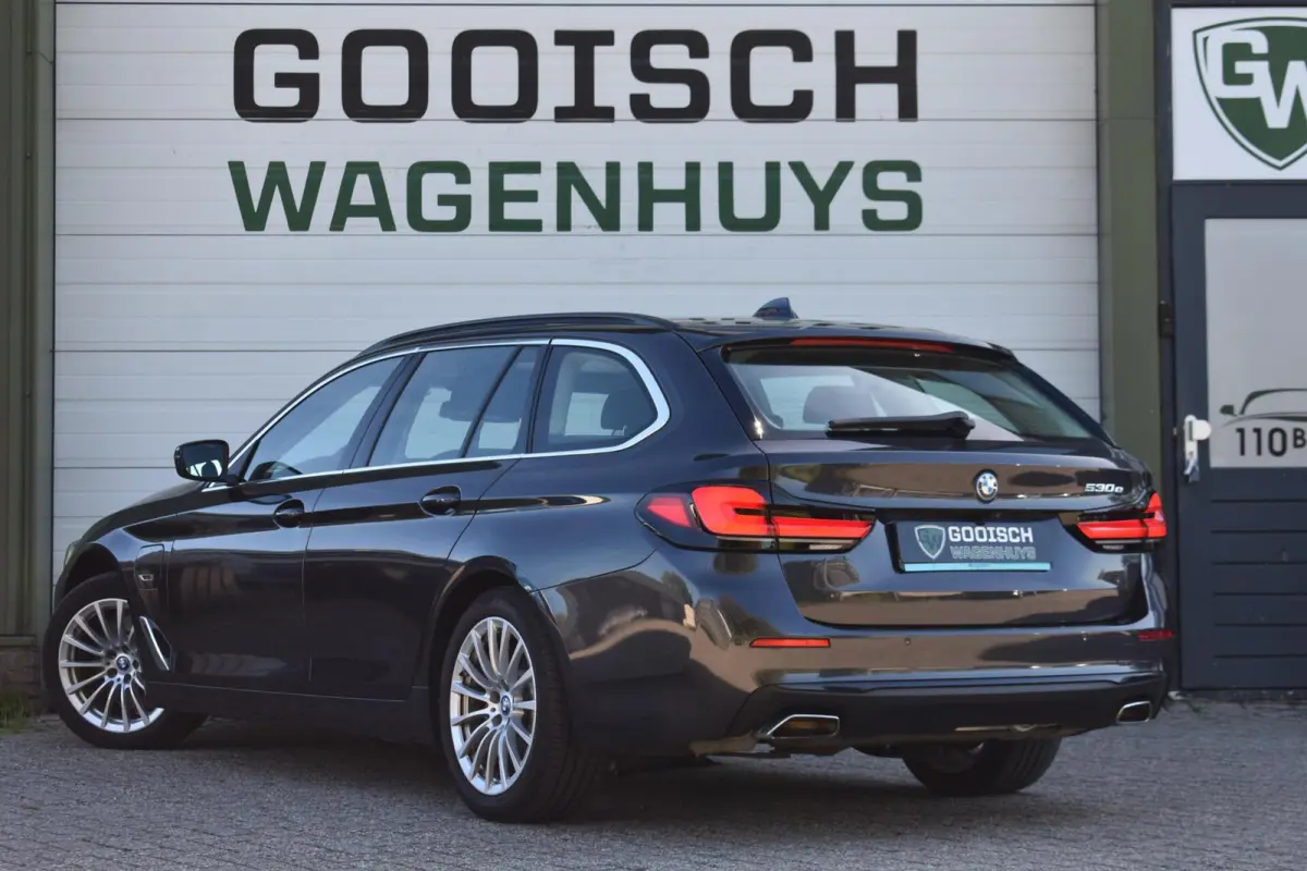 530e Business Edition Plus | Pano | Laser | Leder |