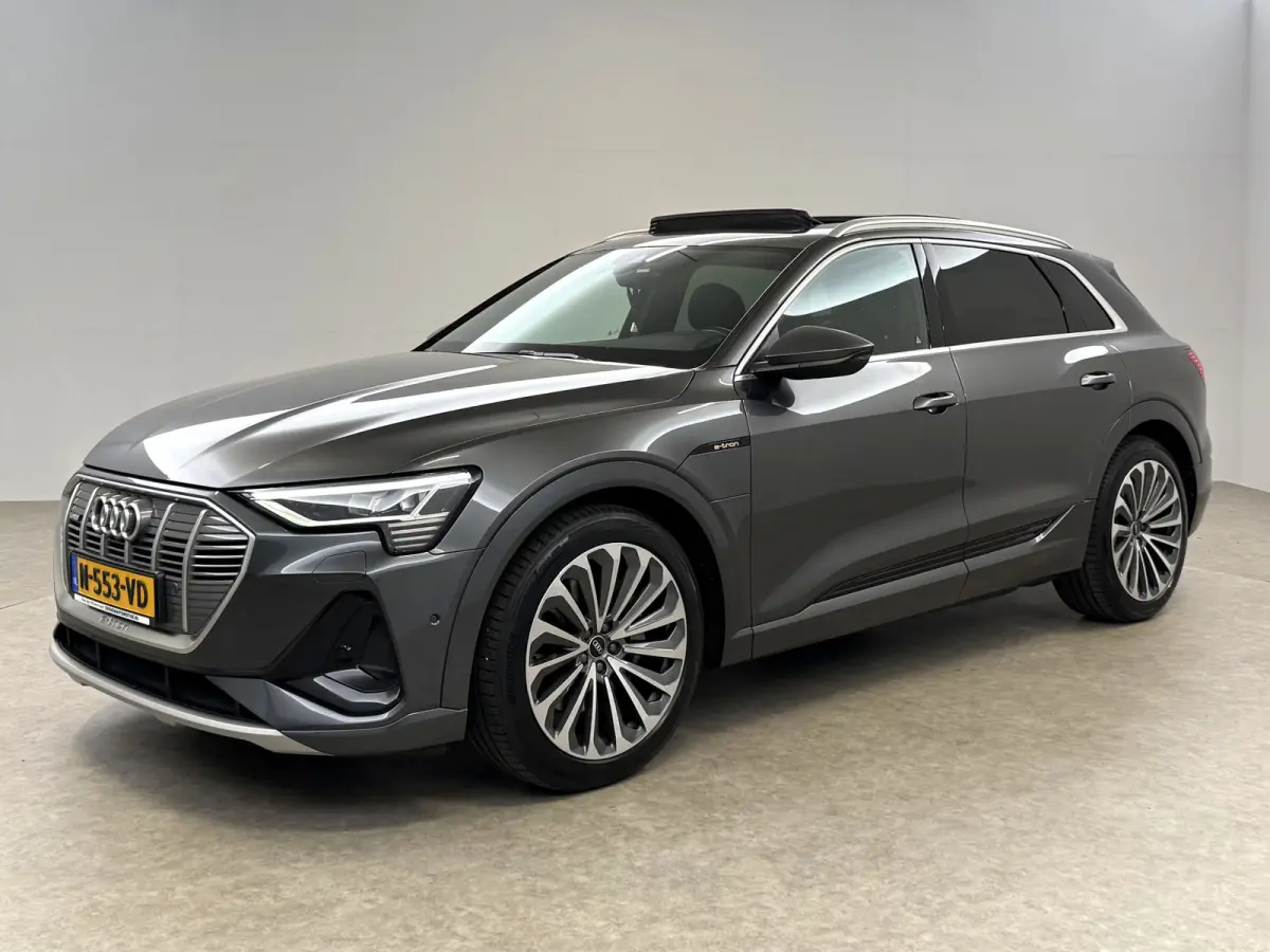 55 quattro S-Line 95 kWh | Snelladen | SOH 91% | Pano | Sfeer | Virtual | Memory | Camera | Cruise | Carplay | Trekhaak | NAP