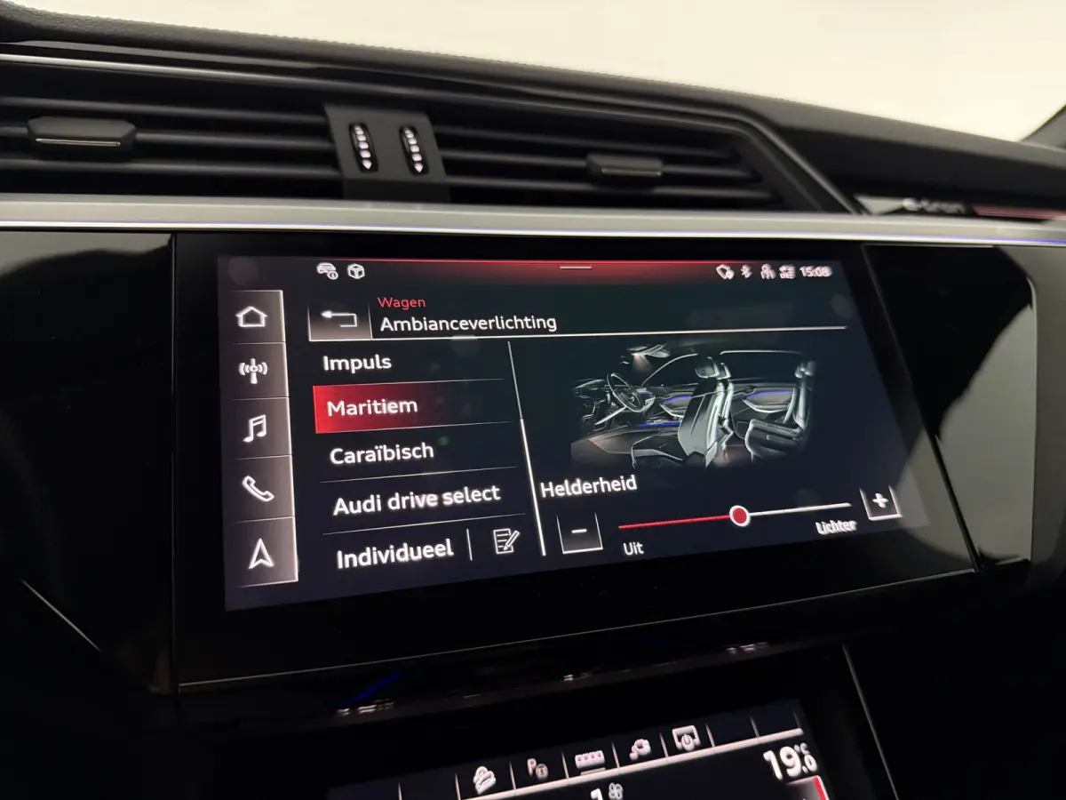 55 quattro S-Line 95 kWh | Snelladen | SOH 91% | Pano | Sfeer | Virtual | Memory | Camera | Cruise | Carplay | Trekhaak | NAP