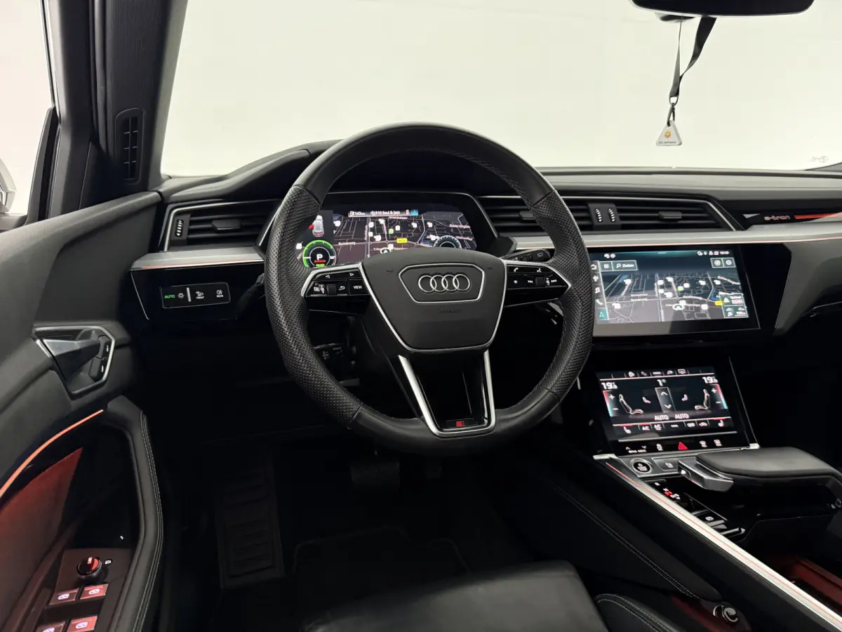 55 quattro S-Line 95 kWh | Snelladen | SOH 91% | Pano | Sfeer | Virtual | Memory | Camera | Cruise | Carplay | Trekhaak | NAP