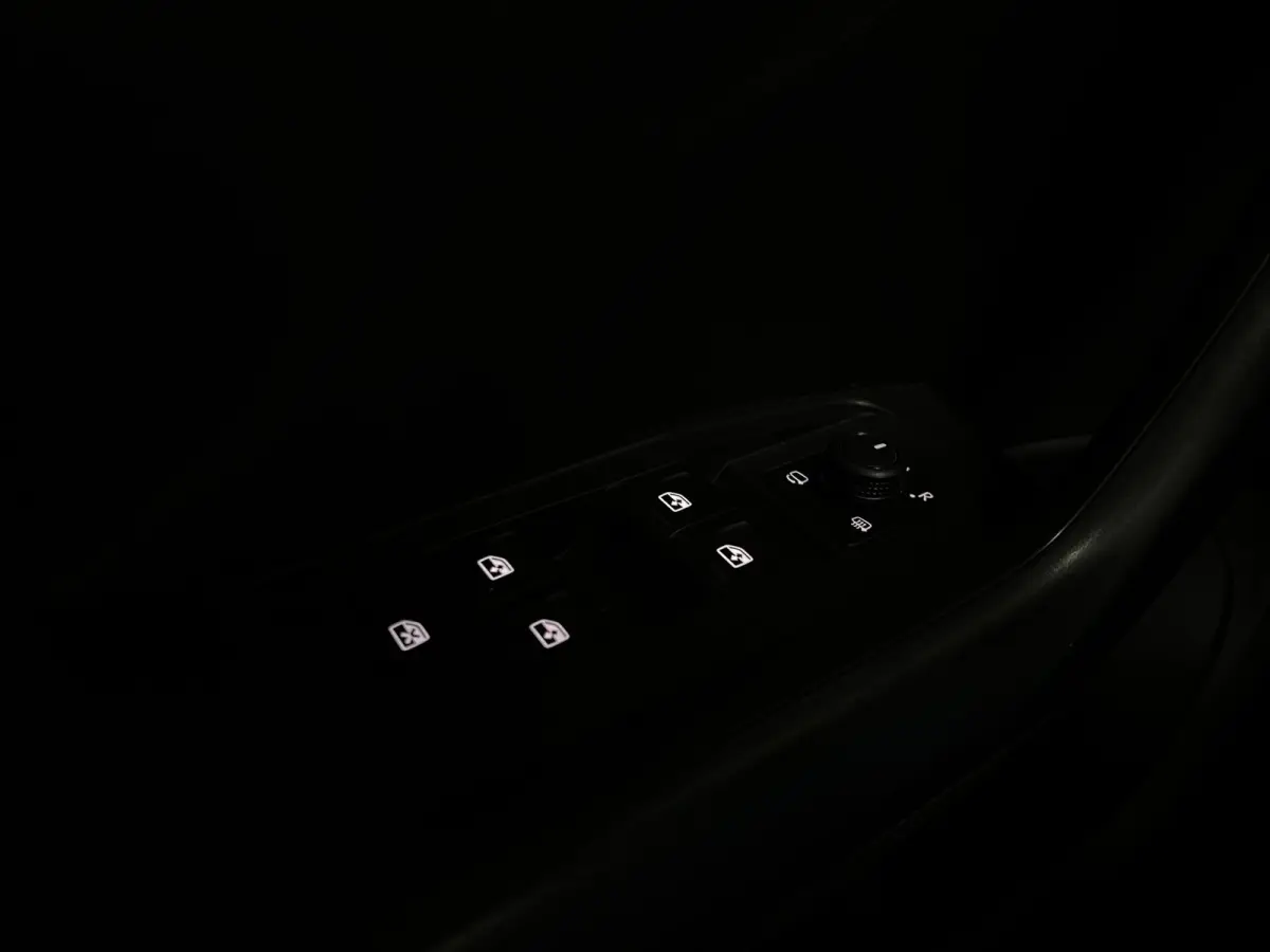 1.0 TSI | Stoelverw. | Clima | Carplay |