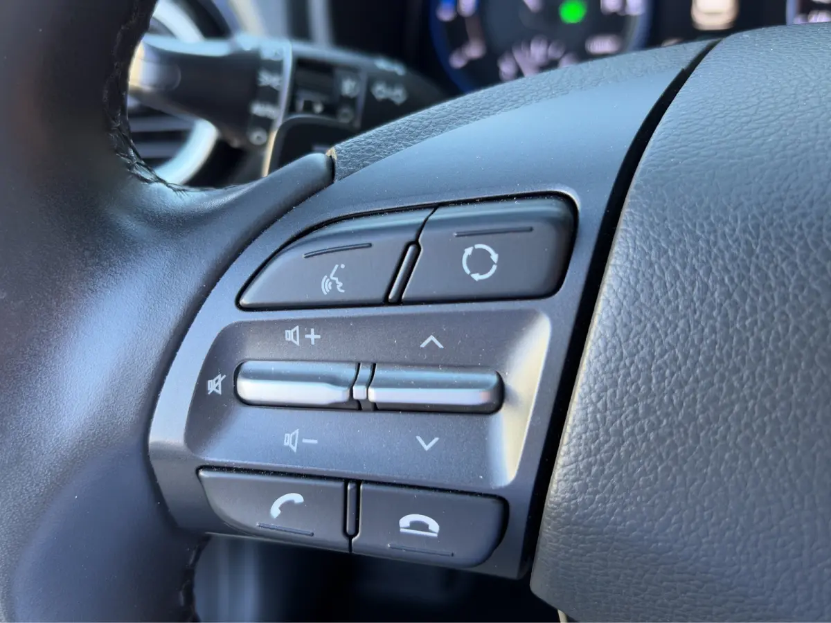 1.6 GDI HEV 141pk Fashion | Premium Audio | Trekhaak | Side Steps | Schuifdak | Climate controle | Dodehoek detectie | Head-up display | Navigatie | Keyless entry | Adaptive cruise controle