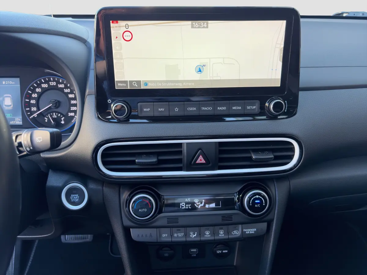1.6 GDI HEV 141pk Fashion | Premium Audio | Trekhaak | Side Steps | Schuifdak | Climate controle | Dodehoek detectie | Head-up display | Navigatie | Keyless entry | Adaptive cruise controle