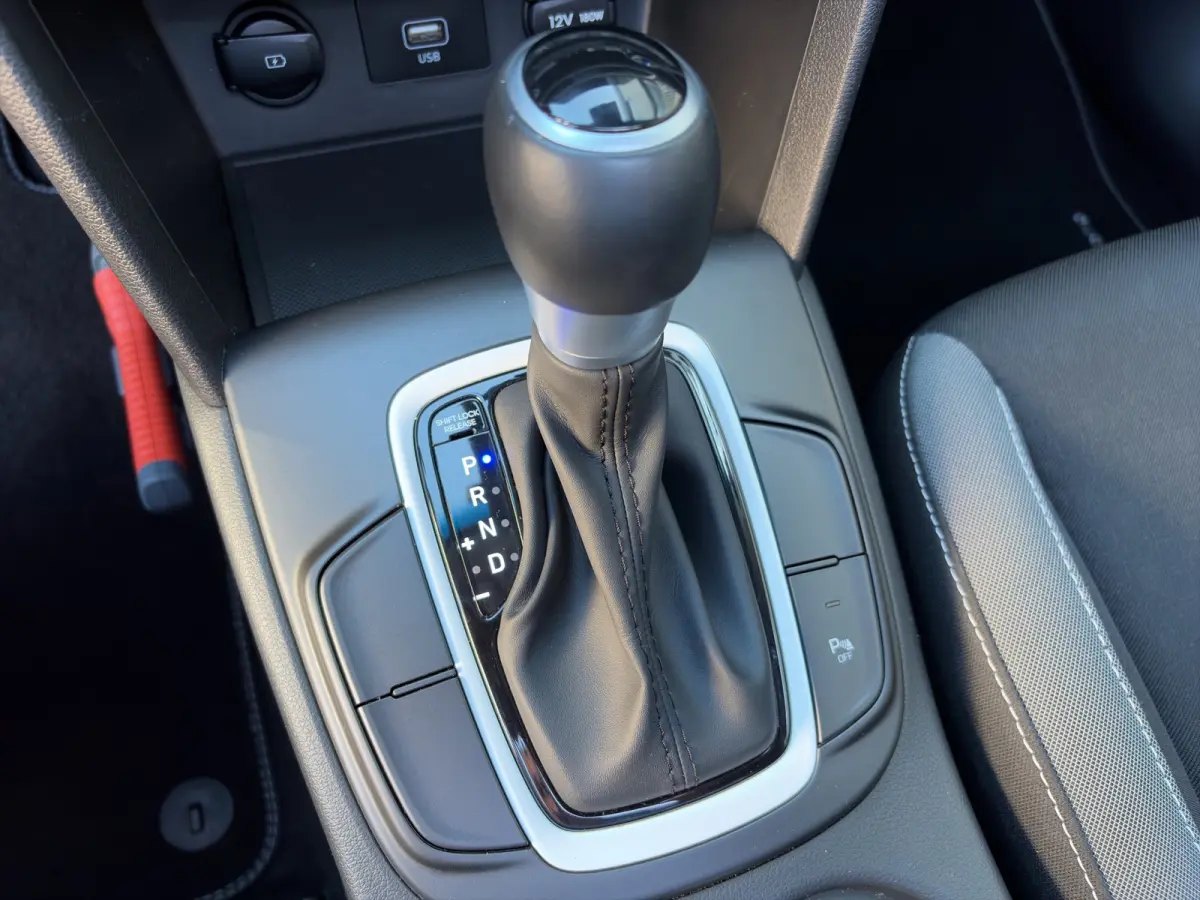 1.6 GDI HEV 141pk Fashion | Premium Audio | Trekhaak | Side Steps | Schuifdak | Climate controle | Dodehoek detectie | Head-up display | Navigatie | Keyless entry | Adaptive cruise controle