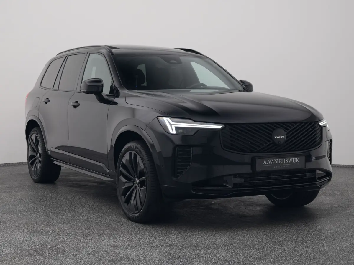 2.0 T8 Plug-in hybrid AWD Ultra Black Edition 7-Pers. | PANO | 360° | B&W | LUCHTVERING | STOELMASSAGE | STOELVENT. | STOEL- EN STUURVERW. | TREKHAAK