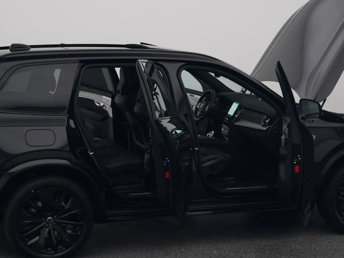 2.0 T8 Plug-in hybrid AWD Ultra Black Edition 7-Pers. | PANO | 360° | B&W | LUCHTVERING | STOELMASSAGE | STOELVENT. | STOEL- EN STUURVERW. | TREKHAAK
