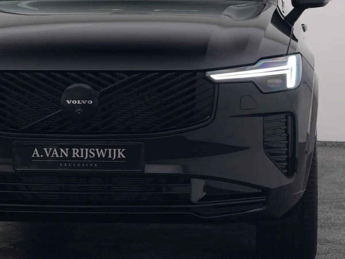 2.0 T8 Plug-in hybrid AWD Ultra Black Edition 7-Pers. | PANO | 360° | B&W | LUCHTVERING | STOELMASSAGE | STOELVENT. | STOEL- EN STUURVERW. | TREKHAAK