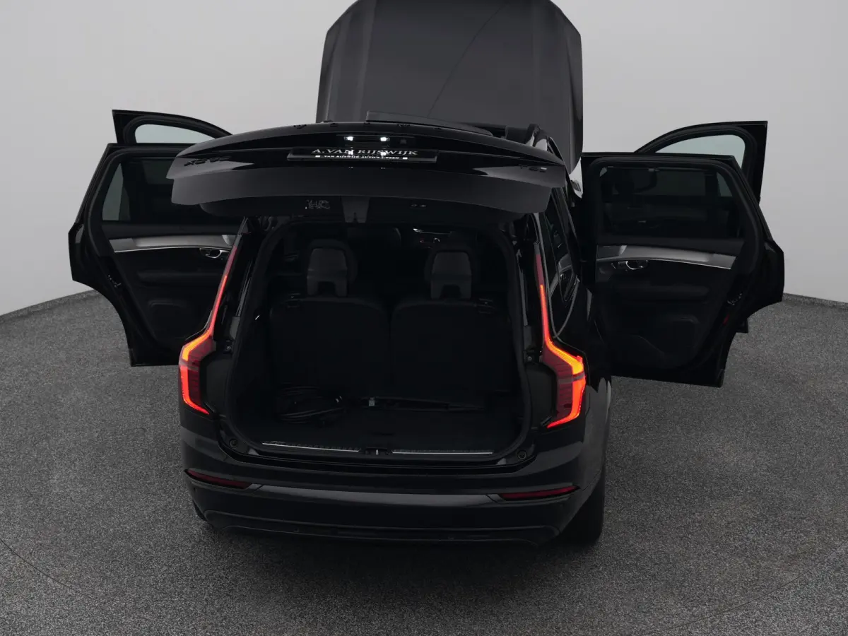 2.0 T8 Plug-in hybrid AWD Ultra Black Edition 7-Pers. | PANO | 360° | B&W | LUCHTVERING | STOELMASSAGE | STOELVENT. | STOEL- EN STUURVERW. | TREKHAAK
