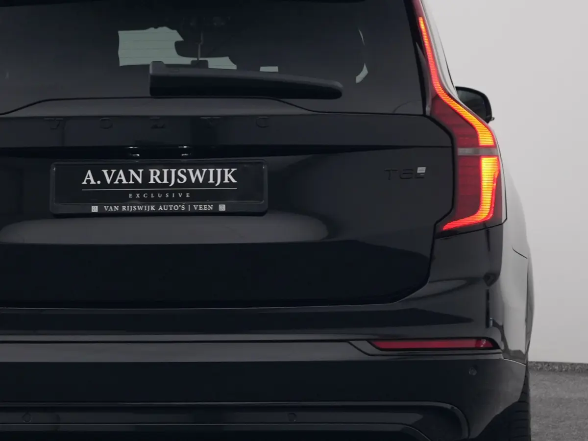 2.0 T8 Plug-in hybrid AWD Ultra Black Edition 7-Pers. | PANO | 360° | B&W | LUCHTVERING | STOELMASSAGE | STOELVENT. | STOEL- EN STUURVERW. | TREKHAAK