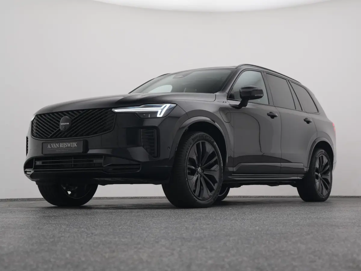 2.0 T8 Plug-in hybrid AWD Ultra Black Edition 7-Pers. | PANO | 360° | B&W | LUCHTVERING | STOELMASSAGE | STOELVENT. | STOEL- EN STUURVERW. | TREKHAAK
