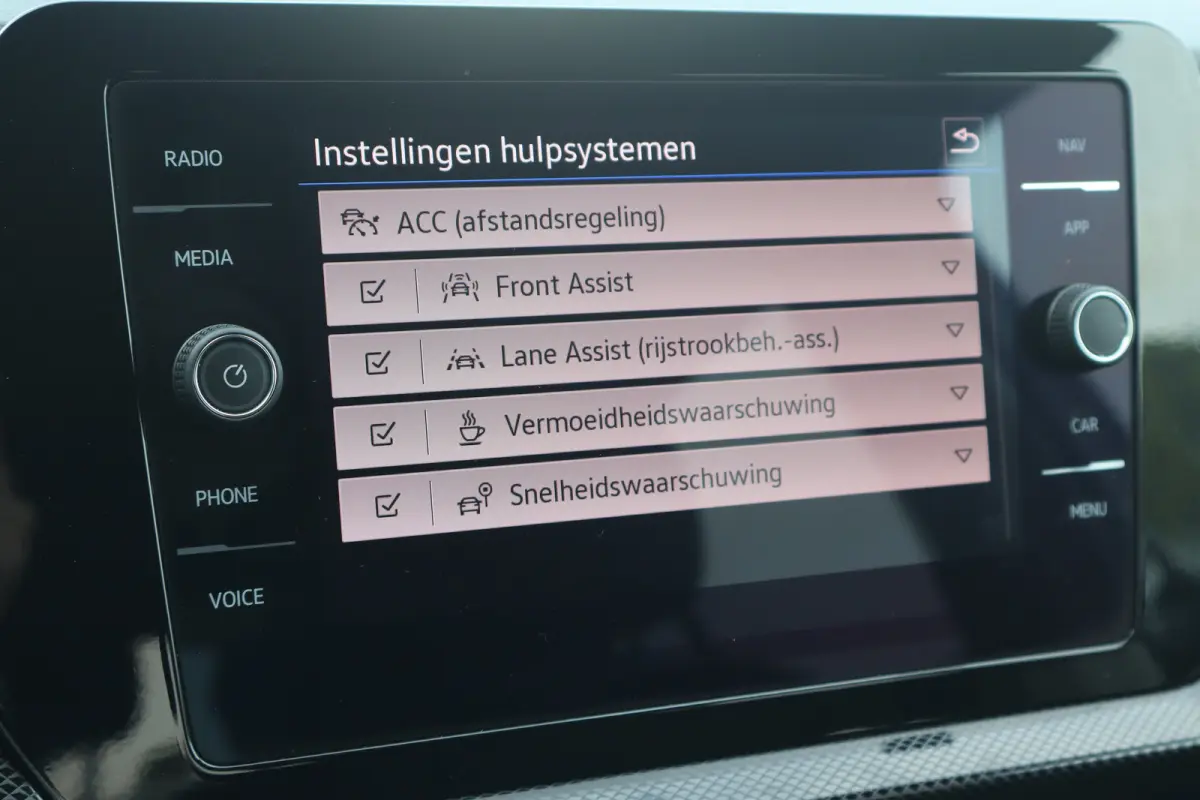 1.0 TSI Life Edition 95PK | Apple Carplay/Android Auto|telefoonintegratie premium | Brake Assist System | Cruise control adaptief met Stop&Go en stuurhulp